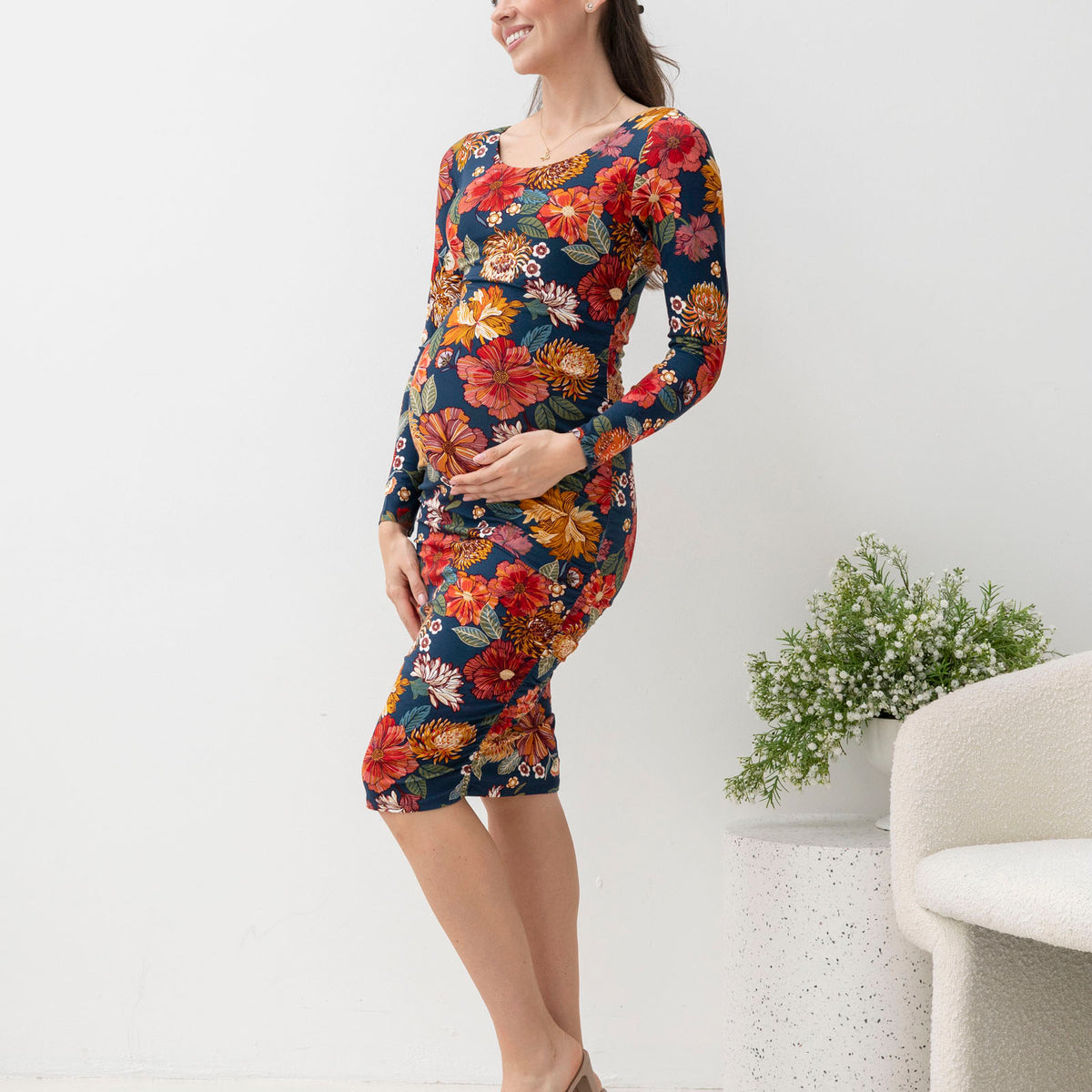 Flora Long Sleeve Red Floral Print Maternity Bodycon Dress XS Flora Long Sleeve Red Floral Print Maternity Bodycon Dress XS