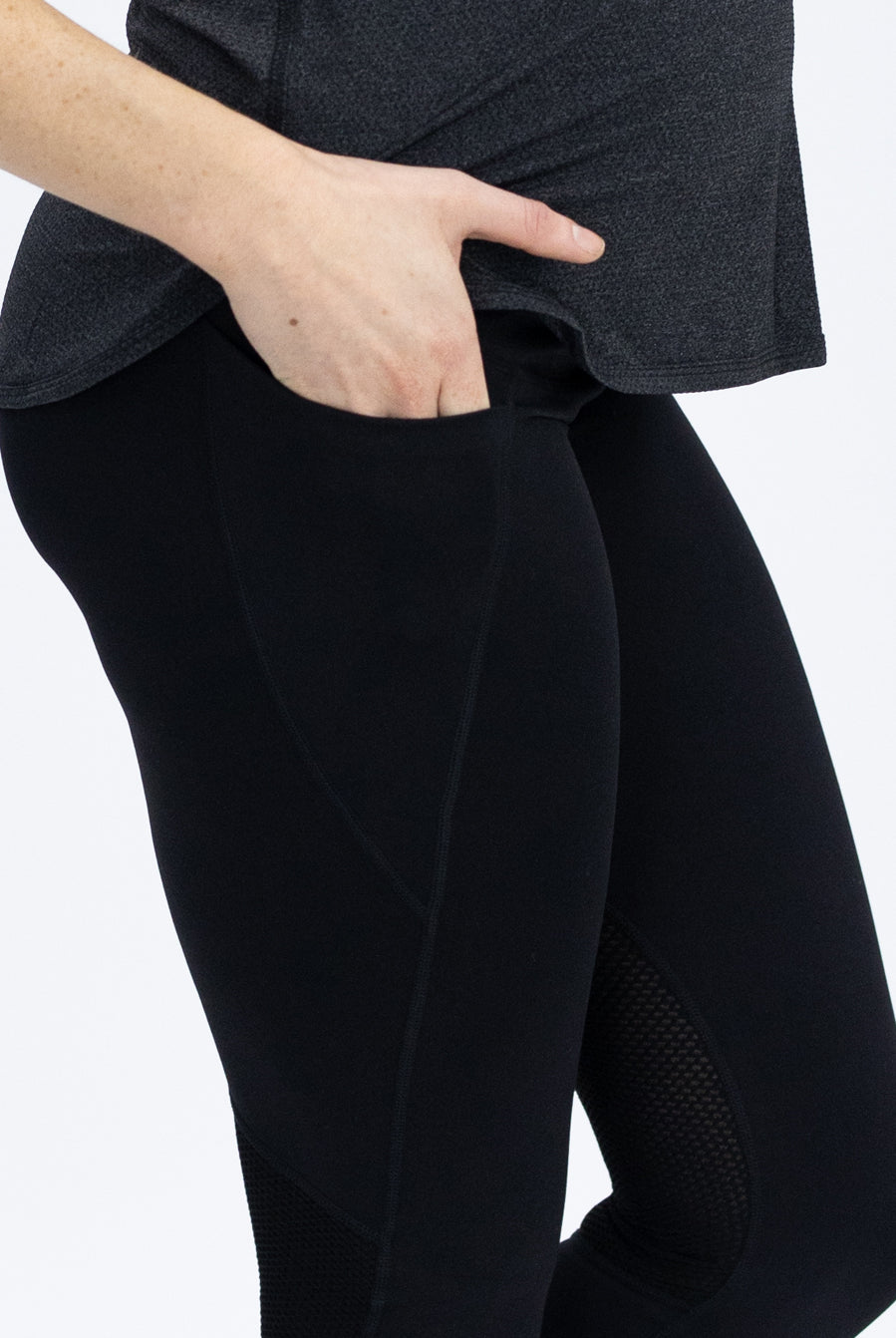 Close view - Maternity Workout Tight 3/4 Length Legging - Black (4761006735454)