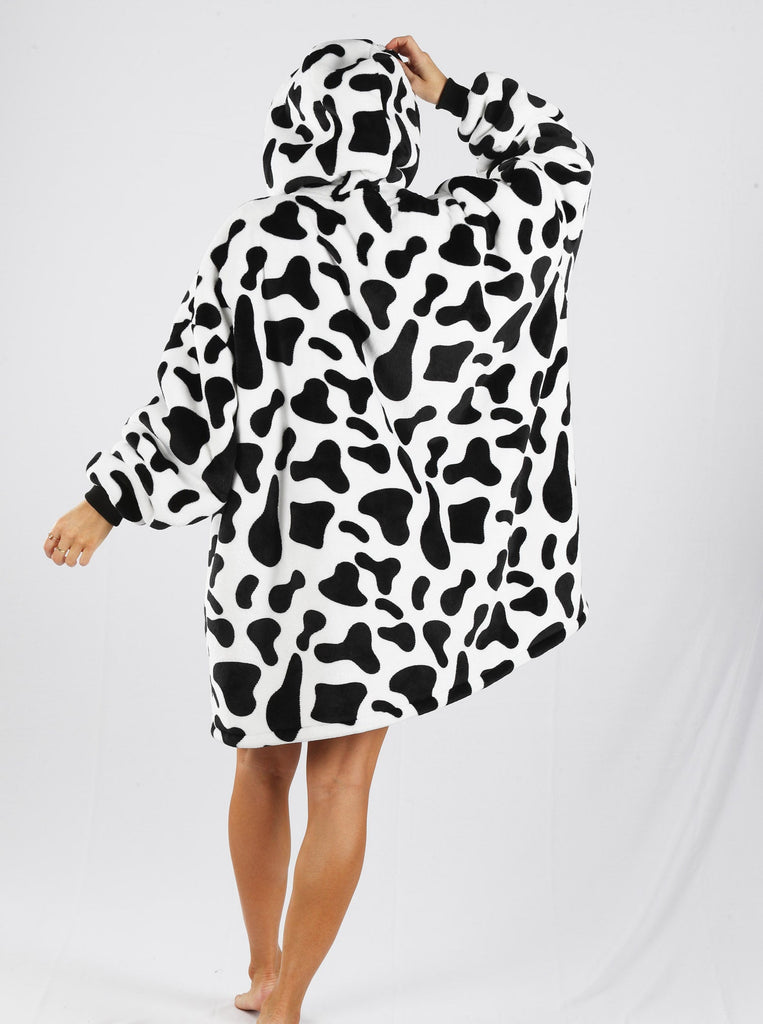 Back view - A pregnant woman in cow print front zip maternity & nursing blanket hoodie  (6724236804190)