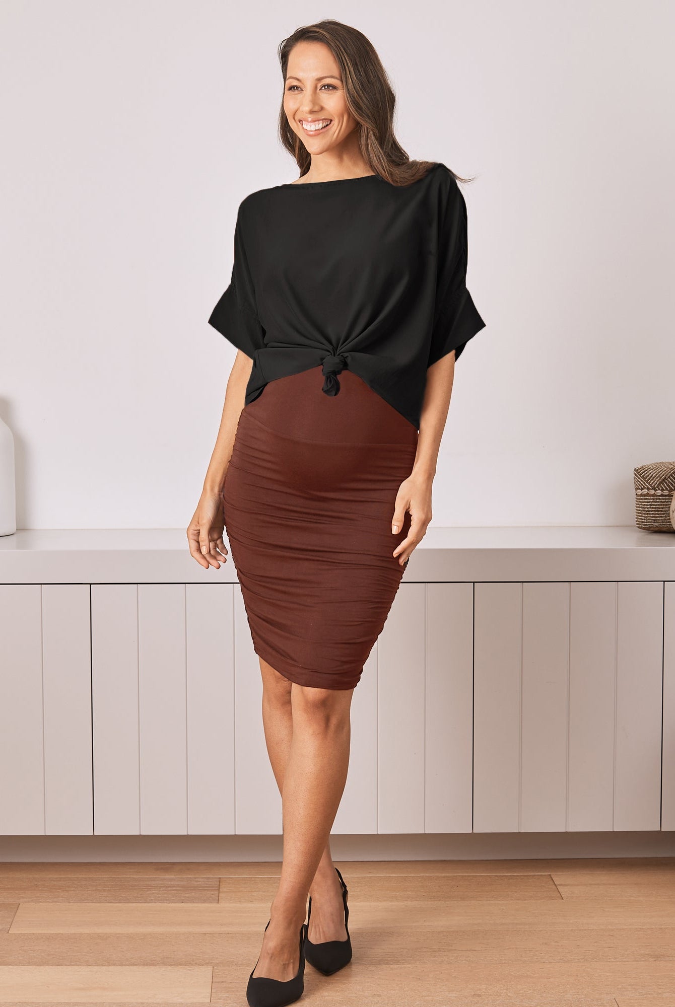 Maternity loose fit short sleeve top back