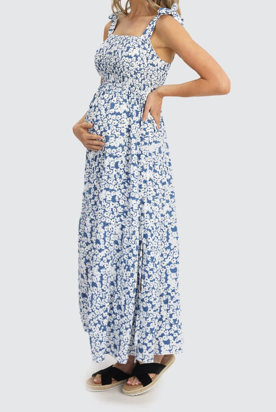 Side view - Lilliana Blue Floral Sleeveless Maternity Maxi Dress (6656900989022)