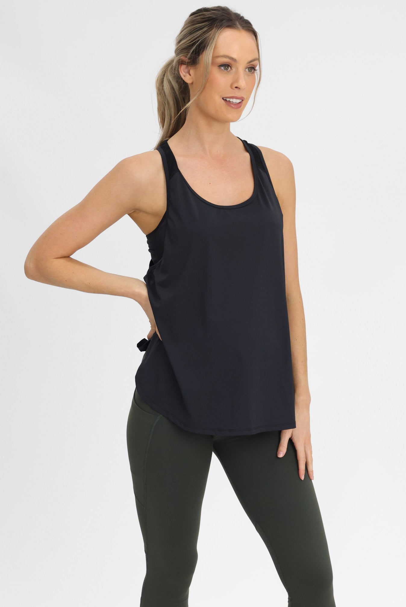 maternity gym tank in black