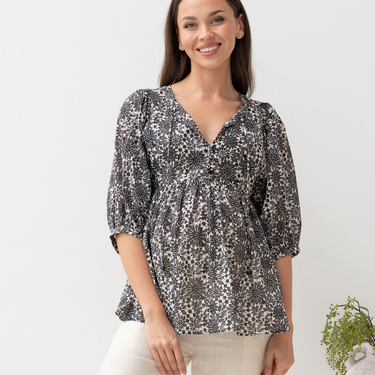 Black Daisy Print Cotton Tunic Top – Angel Maternity USA