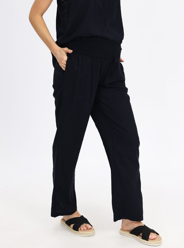Side view -Black linen maternity pants; perfect for hot weather. (6640782049374)