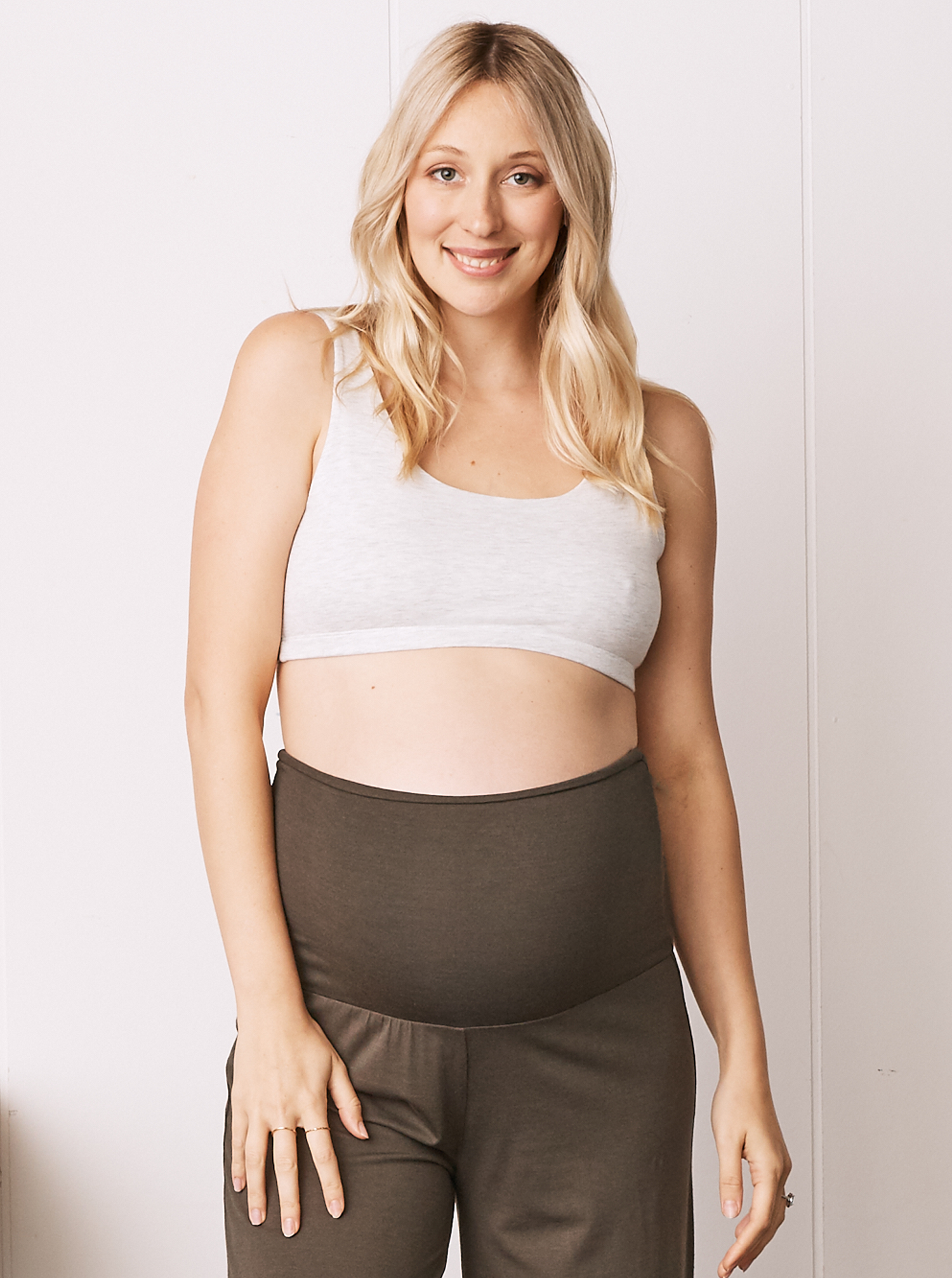 Summer Basic White Maternity Crop Top – Angel Maternity USA