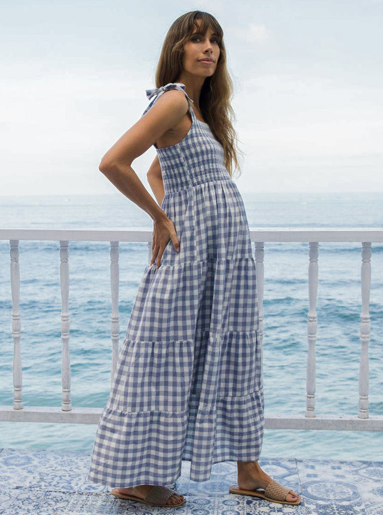 A woman in blue gingham maternity dress, side (6656900628574)
